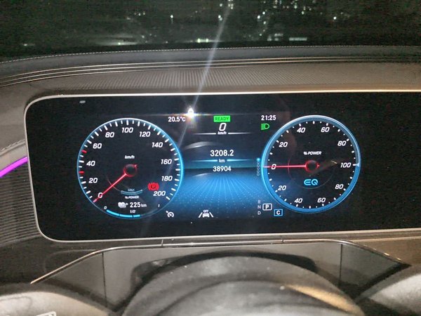 Mercedes-Benz EQC 2020, 38900 км, за 18456 USD - фото 12