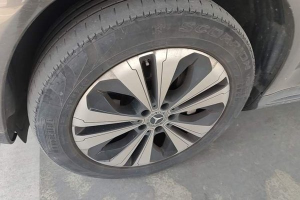 Mercedes-Benz EQC 2021, 72100 км, за 18382 USD - фото 10