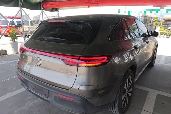 Mercedes-Benz EQC 2021, 72100 км, за 18382 USD