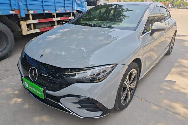 Mercedes-Benz EQE · 2022 год