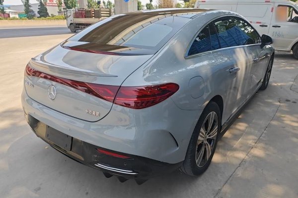 Mercedes-Benz EQE 2022, 60500 км, за 27524 USD - фото 6