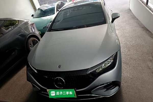 Mercedes-Benz EQE 2022, 14200 км, за 31020 USD