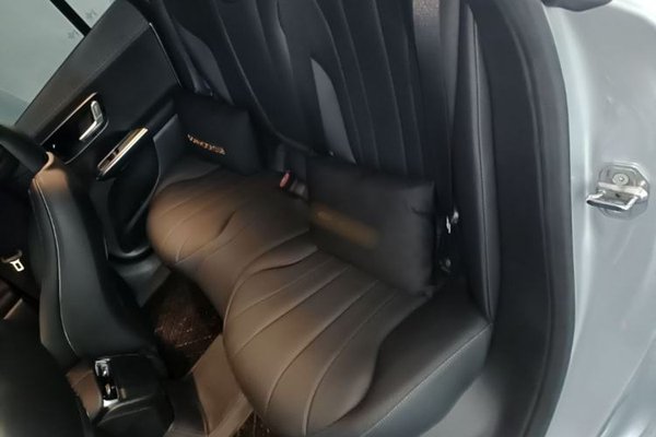 Mercedes-Benz EQE 2022, 14200 км, за 31020 USD - фото 20