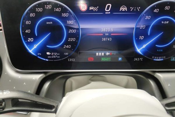 Mercedes-Benz EQE 2022, 38700 км, за 32949 USD - фото 13