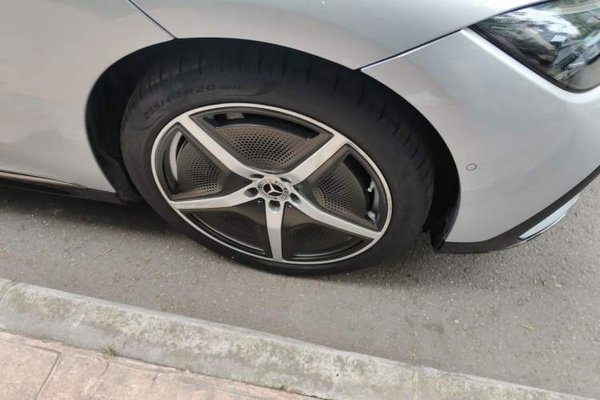Mercedes-Benz EQE 2022, 38700 км, за 32949 USD - фото 8