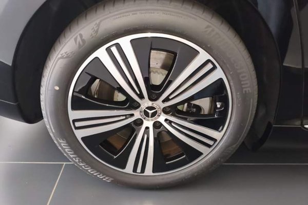 Mercedes-Benz EQE 2025, 100 км, за 39140 USD - фото 11