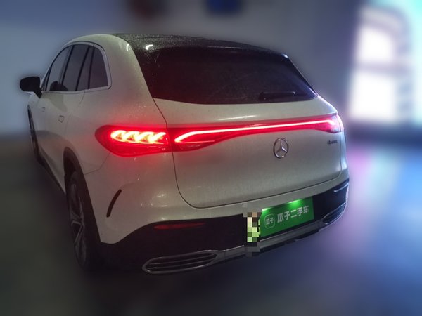 Mercedes-Benz EQE SUV 2023, 59800 км, за 29802 USD