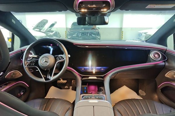 Mercedes-Benz EQS 2022, 48400 км, за 41813 USD - фото 12