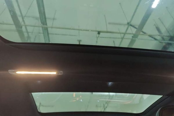 Mercedes-Benz EQS 2022, 48400 км, за 41813 USD - фото 21