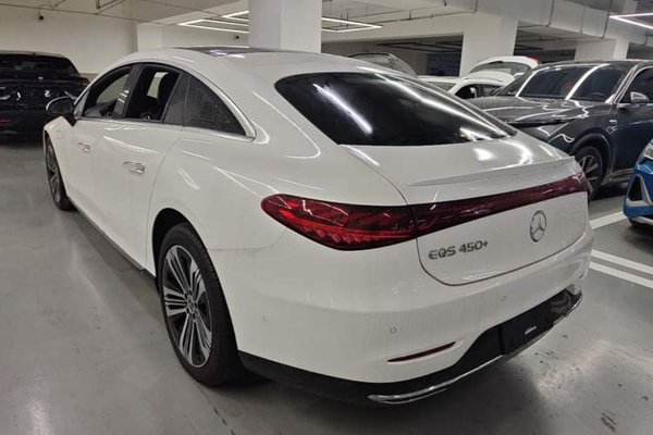Mercedes-Benz EQS 2022, 48400 км, за 41813 USD