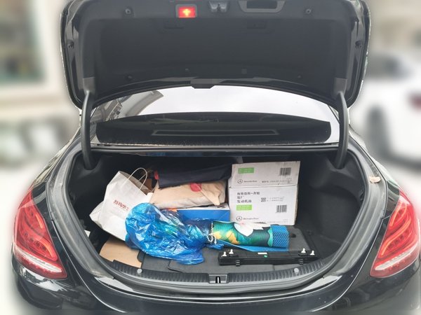 Mercedes-Benz C-Class 2015, 87800 км, за 13792 USD - фото 20