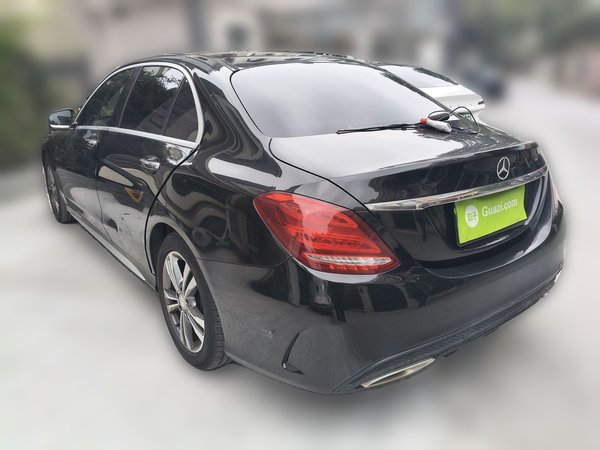 Mercedes-Benz C-Class 2015, 87800 км, за 13792 USD