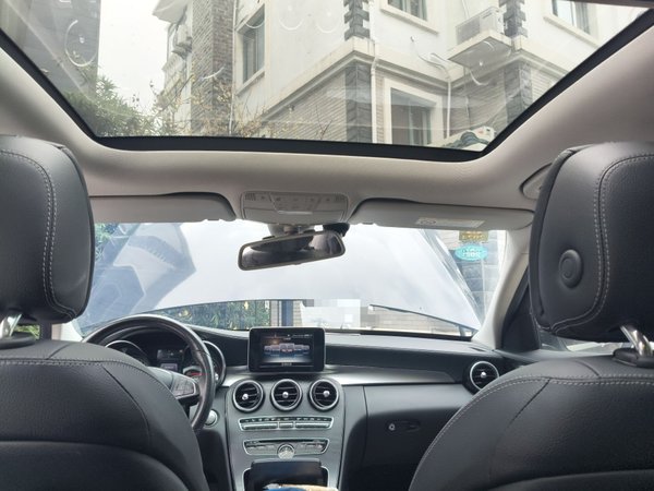 Mercedes-Benz C-Class 2015, 87800 км, за 13792 USD - фото 19