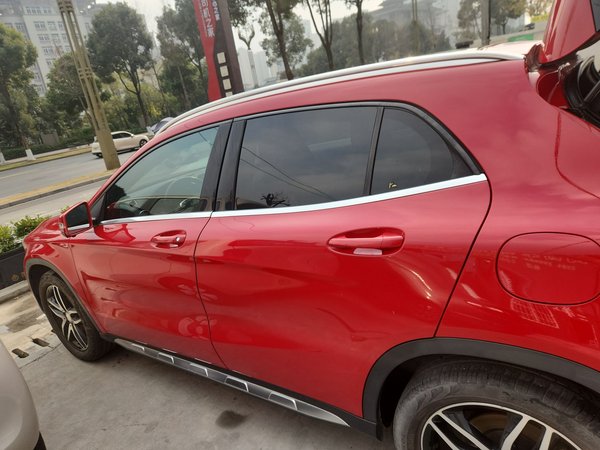 Mercedes-Benz GLA 2015, 113500 км, за 9197 USD