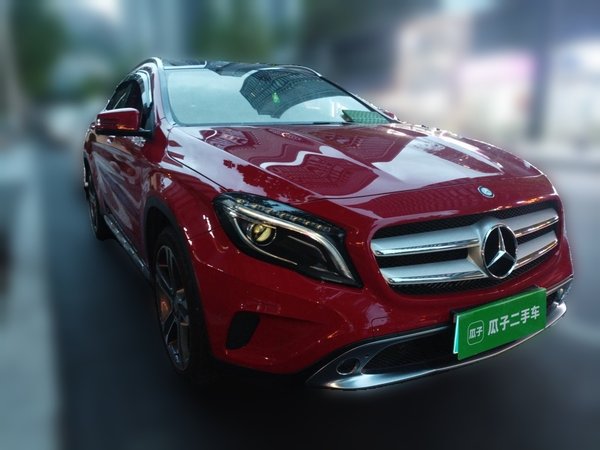 Mercedes-Benz GLA 2015, 71000 км, за 7887 USD
