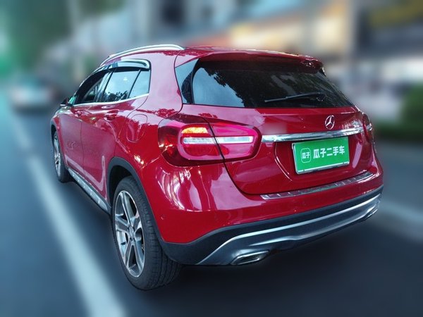 Mercedes-Benz GLA 2015, 71000 км, за 7887 USD
