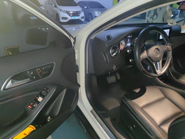 Mercedes-Benz GLA 2015, 85500 км, за 8077 USD - фото 17