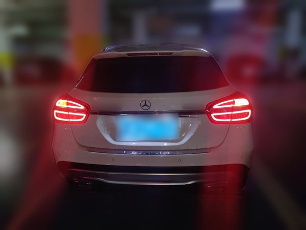 Mercedes-Benz GLA 2015, 85500 км, за 8077 USD