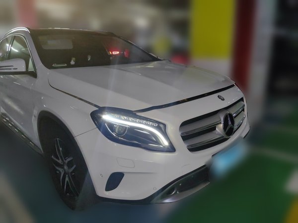 Mercedes-Benz GLA 2015, 85500 км, за 8077 USD