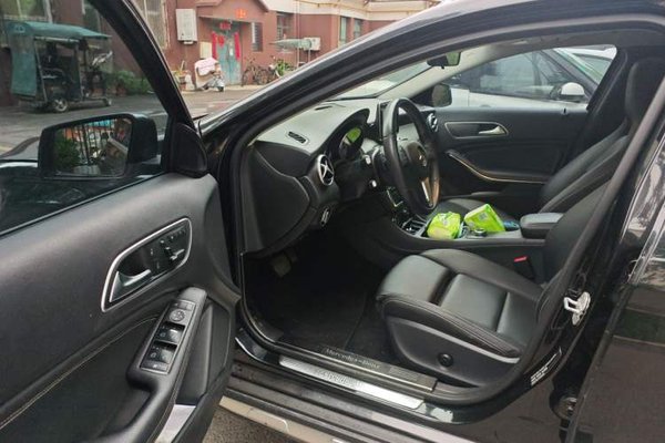 Mercedes-Benz GLA 2016, 108100 км, за 7242 USD - фото 16