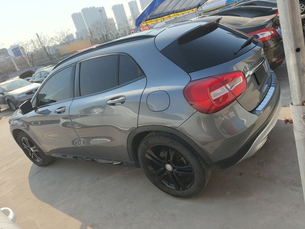 Mercedes-Benz GLA 2016, 163500 км, за 9473 USD