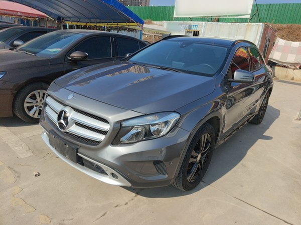 Mercedes-Benz GLA · 2016 год