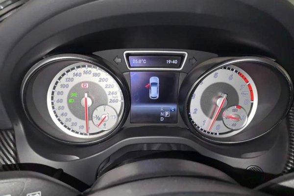 Mercedes-Benz GLA 2016, 98600 км, за 8390 USD - фото 11
