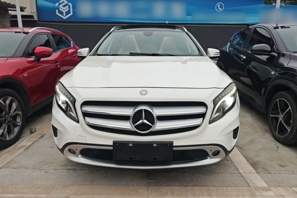 Mercedes-Benz GLA 2016, 136000 км, за 10678 USD