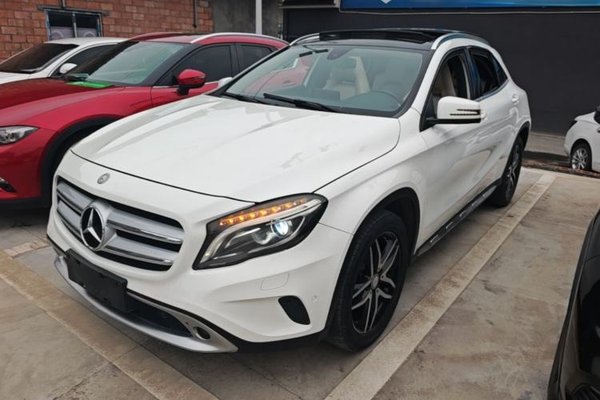 Mercedes-Benz GLA · 2016 год
