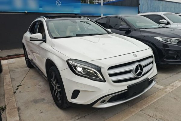 Mercedes-Benz GLA 2016, 136000 км, за 10678 USD