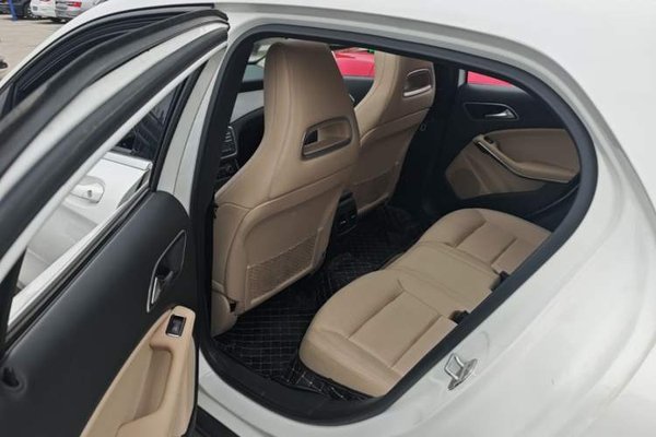 Mercedes-Benz GLA 2016, 136000 км, за 10678 USD - фото 20