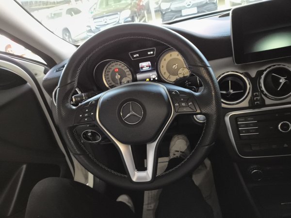 Mercedes-Benz GLA 2016 GLA 200 Fashion Model, 2016 года