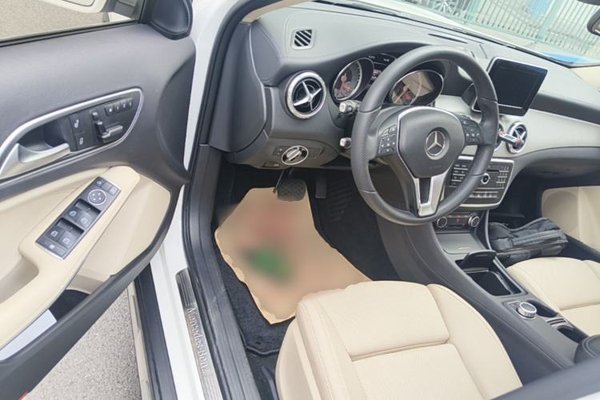 Mercedes-Benz GLA 2016, 62600 км, за 10718 USD - фото 18
