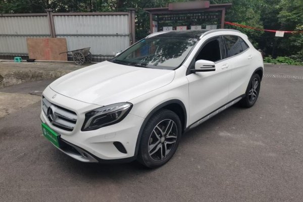 Mercedes-Benz GLA · 2016 год