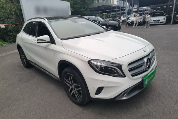 Mercedes-Benz GLA 2016, 65700 км, за 11717 USD