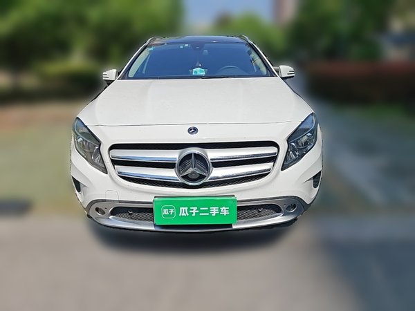 Mercedes-Benz GLA 2016, 73700 км, за 11896 USD