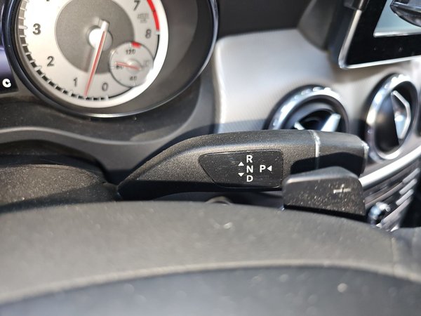 Mercedes-Benz GLA 2016, 78100 км, за 8480 USD - фото 15