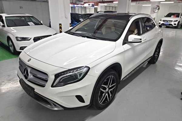 Mercedes-Benz GLA · 2016 год