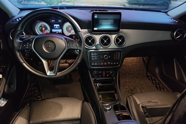 Mercedes-Benz GLA 2016, 81500 км, за 8522 USD - фото 10