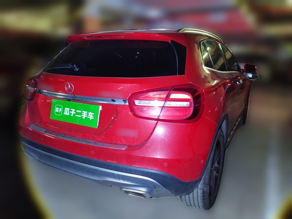 Mercedes-Benz GLA 2016, 71500 км, за 10944 USD
