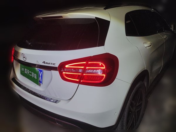 Mercedes-Benz GLA 2016, 45700 км, за 10949 USD - фото 15