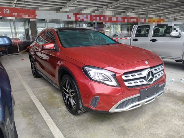 Mercedes-Benz GLA 2017, 87900 км, за 11999 USD