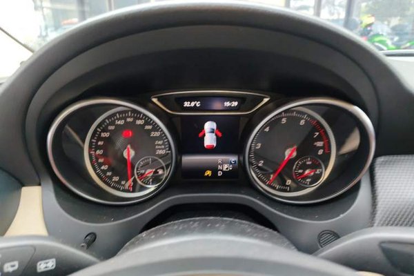 Mercedes-Benz GLA 2017, 111100 км, за 10600 USD - фото 8