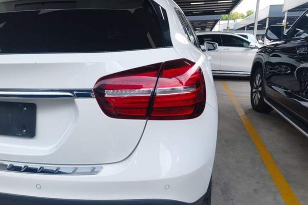 Mercedes-Benz GLA 2017, 59100 км, за 12233 USD - фото 9