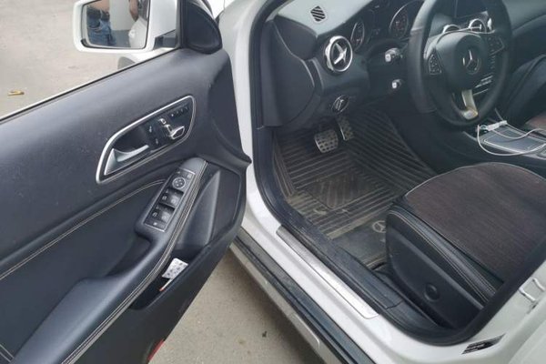 Mercedes-Benz GLA 2017, 68700 км, за 9015 USD - фото 17