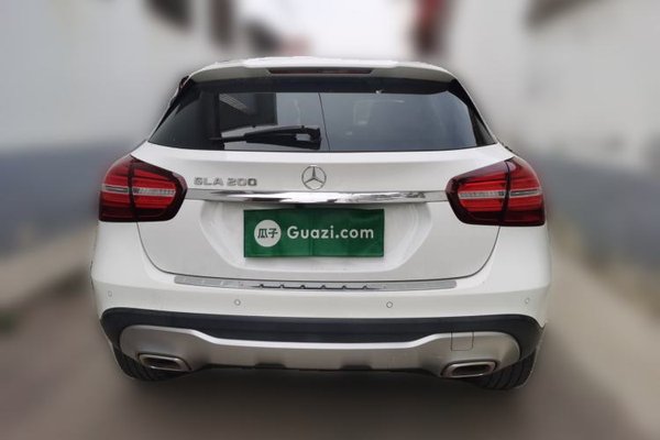 Mercedes-Benz GLA 2017, 68700 км, за 9015 USD