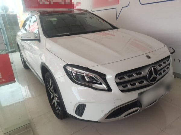 Mercedes-Benz GLA 2017, 88000 км, за 11712 USD