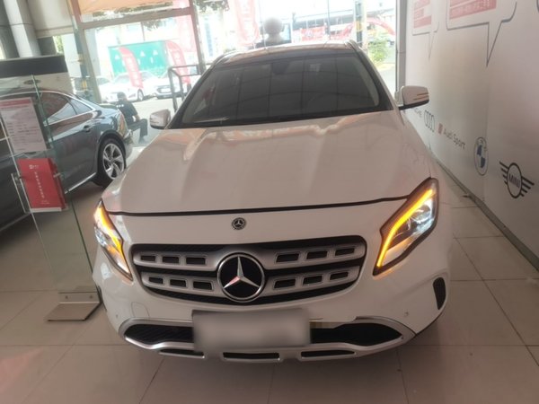 Mercedes-Benz GLA 2017, 88000 км, за 11712 USD