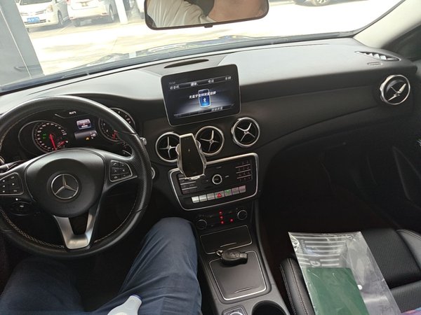 Mercedes-Benz GLA 2018, 85000 км, за 12229 USD - фото 13