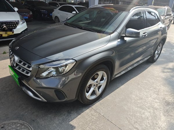 Mercedes-Benz GLA · 2018 год